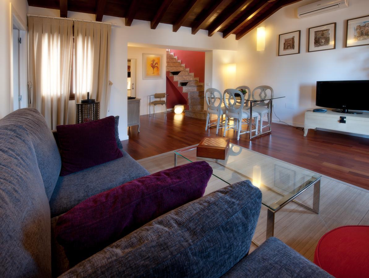 Apartamentos Abad Toledo Room photo
